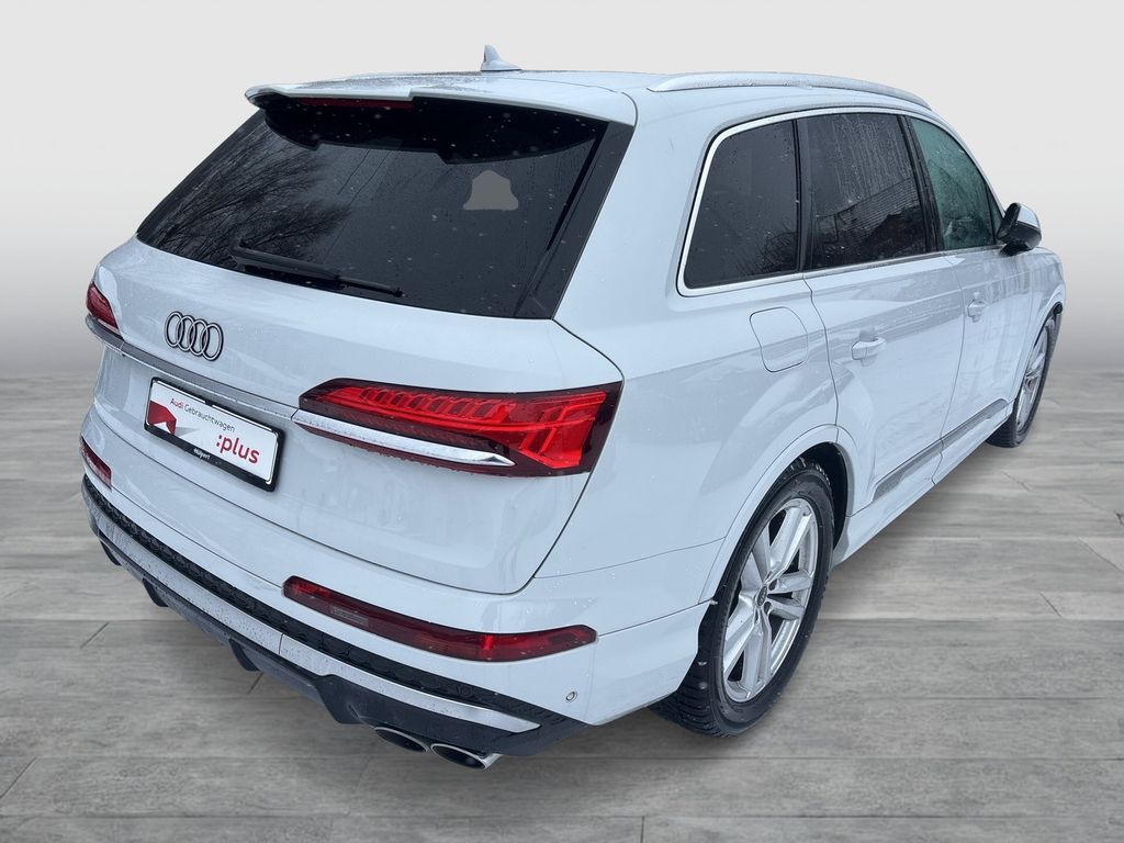 Audi SQ7 2025