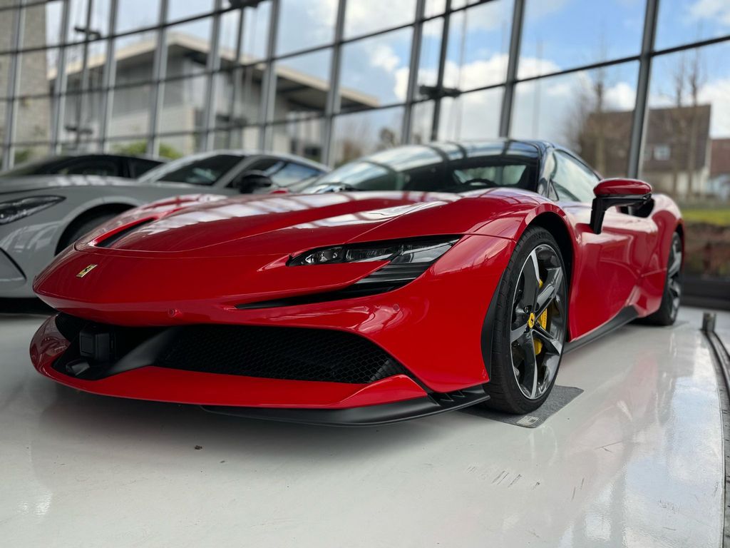Ferrari SF90