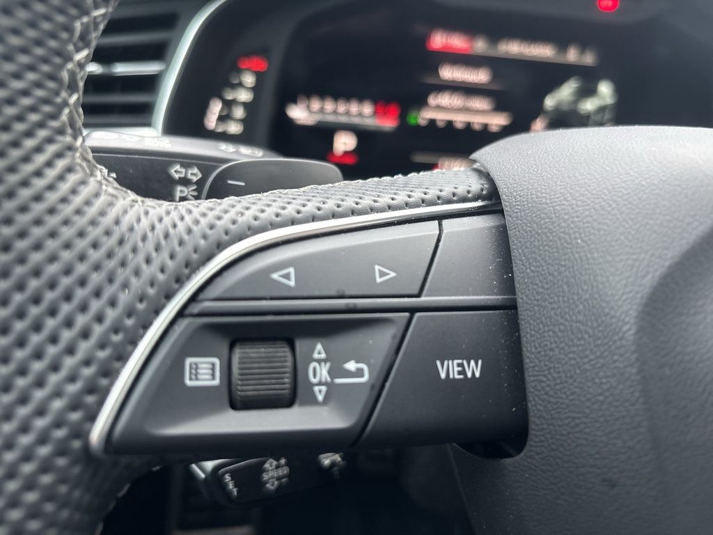 Audi SQ7 2025
