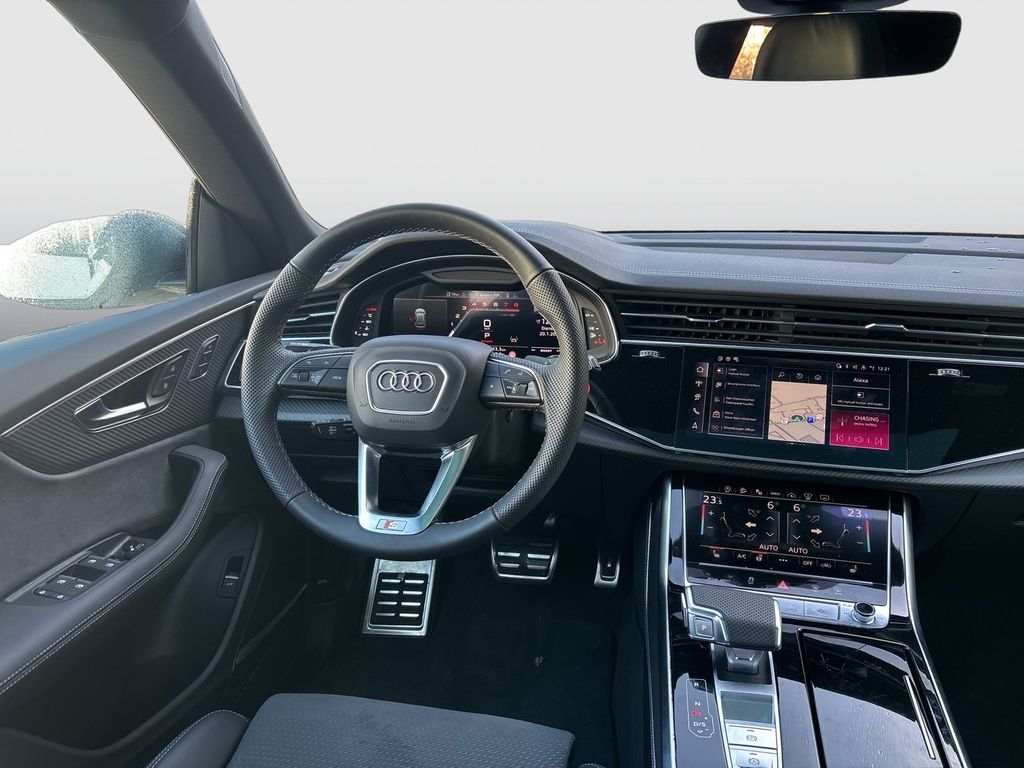 Audi SQ8 2025