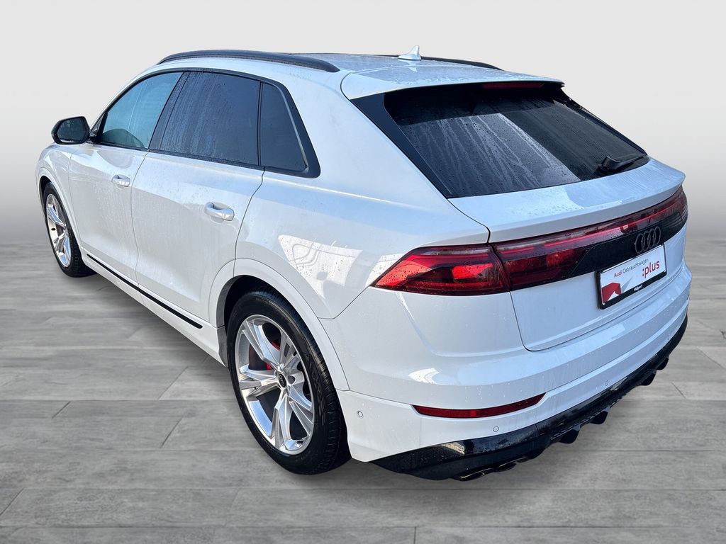 Audi SQ8 2025