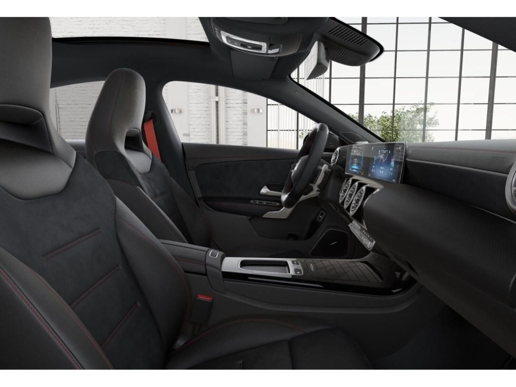 Mercedes-Benz CLA 45 AMG 2024