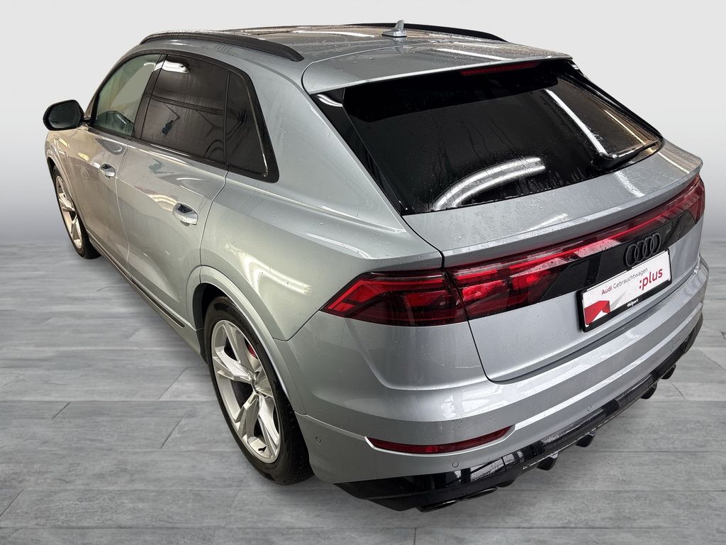 Audi SQ8 2025