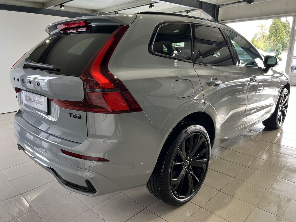 Volvo XC60 2025