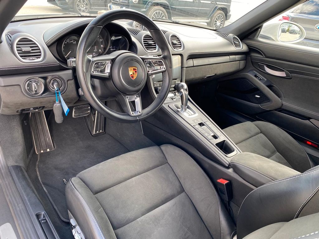 Porsche Boxster 2021