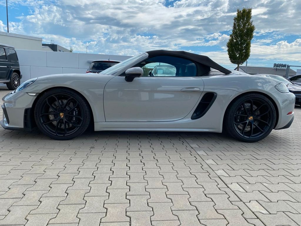 Porsche Boxster 2021