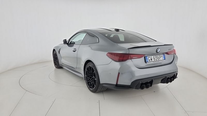 BMW M4 2025
