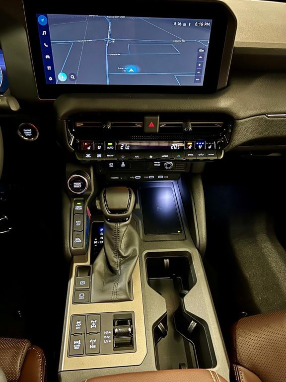 Toyota Land Cruiser 2025