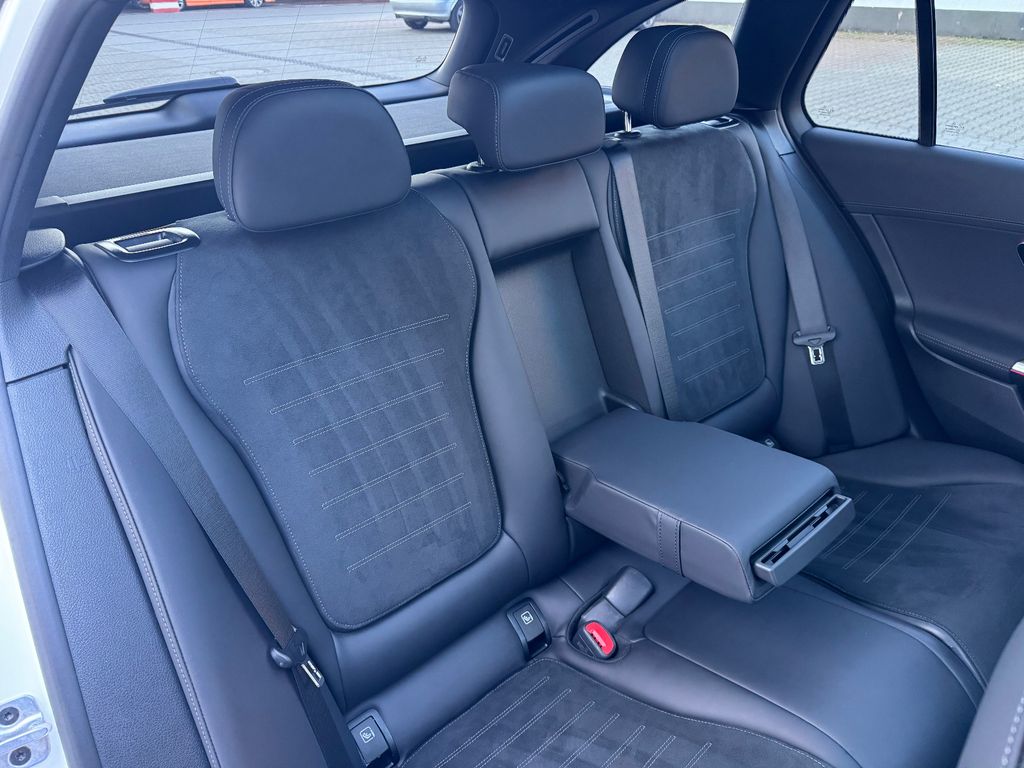 Mercedes-Benz C 220 2024