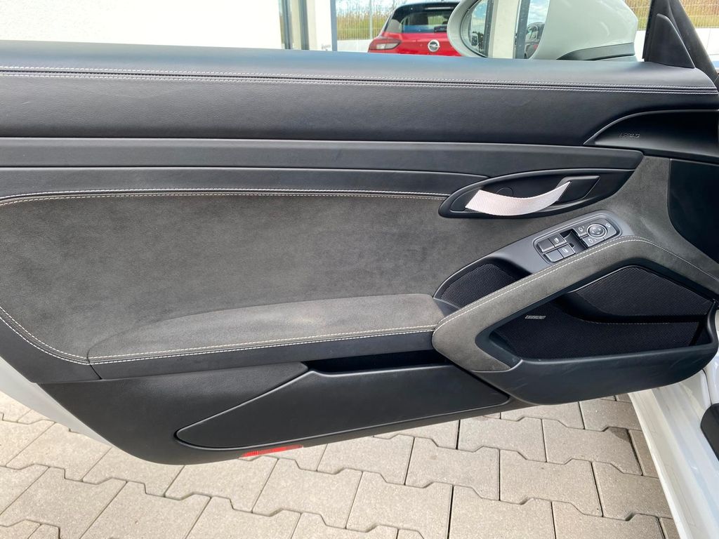 Porsche Boxster 2021