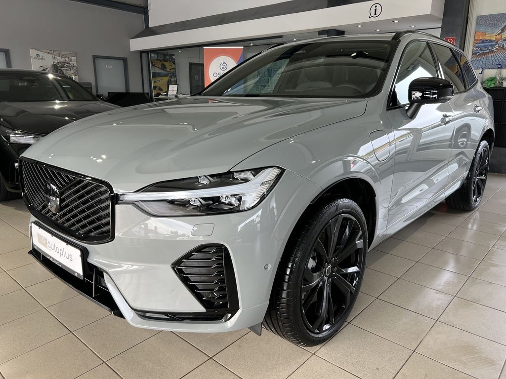 Volvo XC60 2025