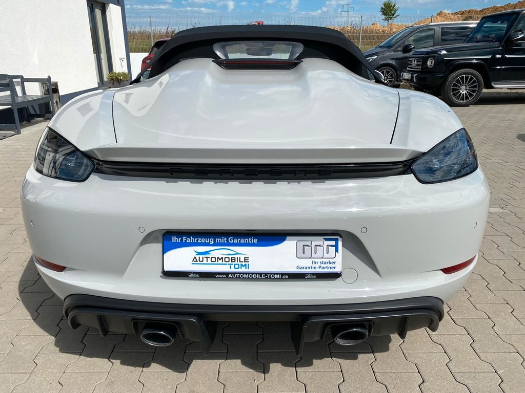 Porsche Boxster 2021