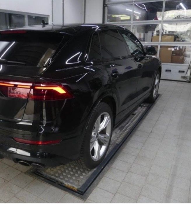 Audi SQ8 2024