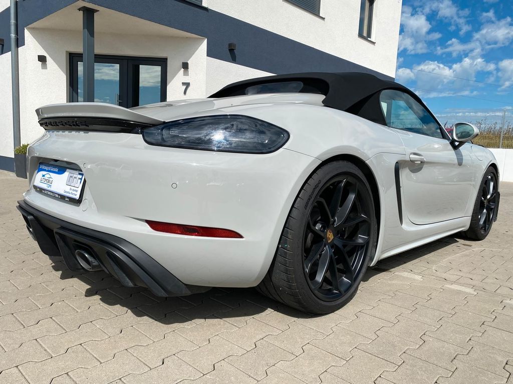 Porsche Boxster 2021