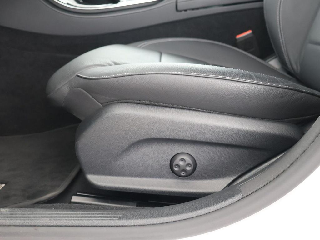 Mercedes-Benz E 300 2020