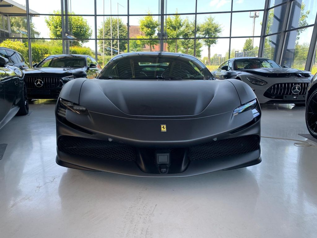 Ferrari SF90