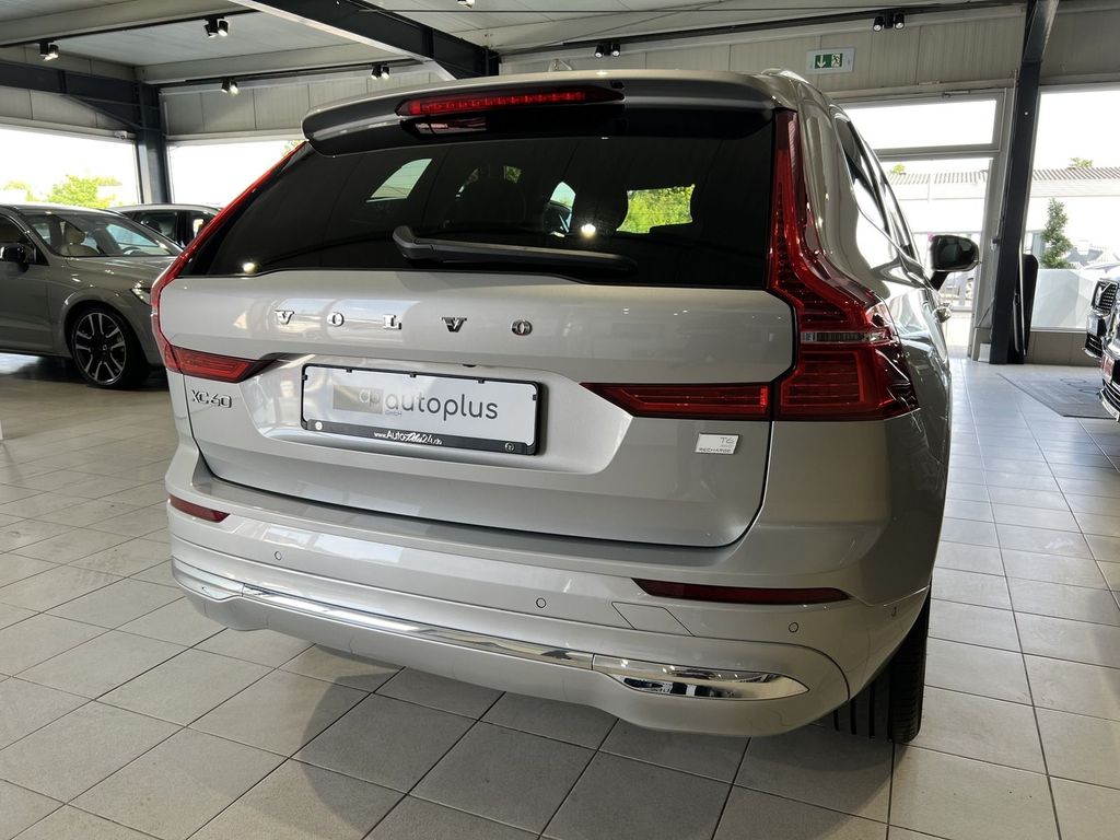 Volvo XC60 2022