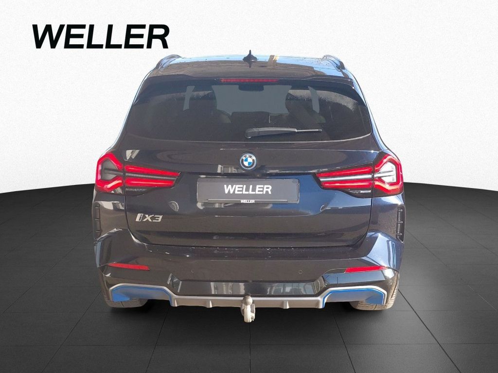 BMW iX3 2023