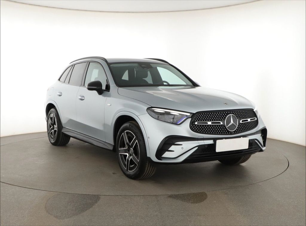 Mercedes-Benz GLC 300 2025