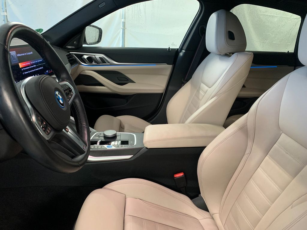 BMW i4 2023