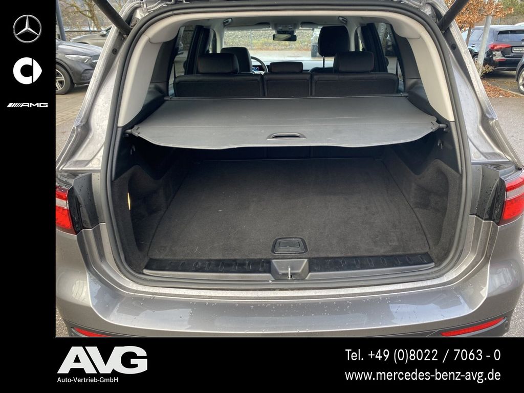 Mercedes-Benz GLB 250 2023