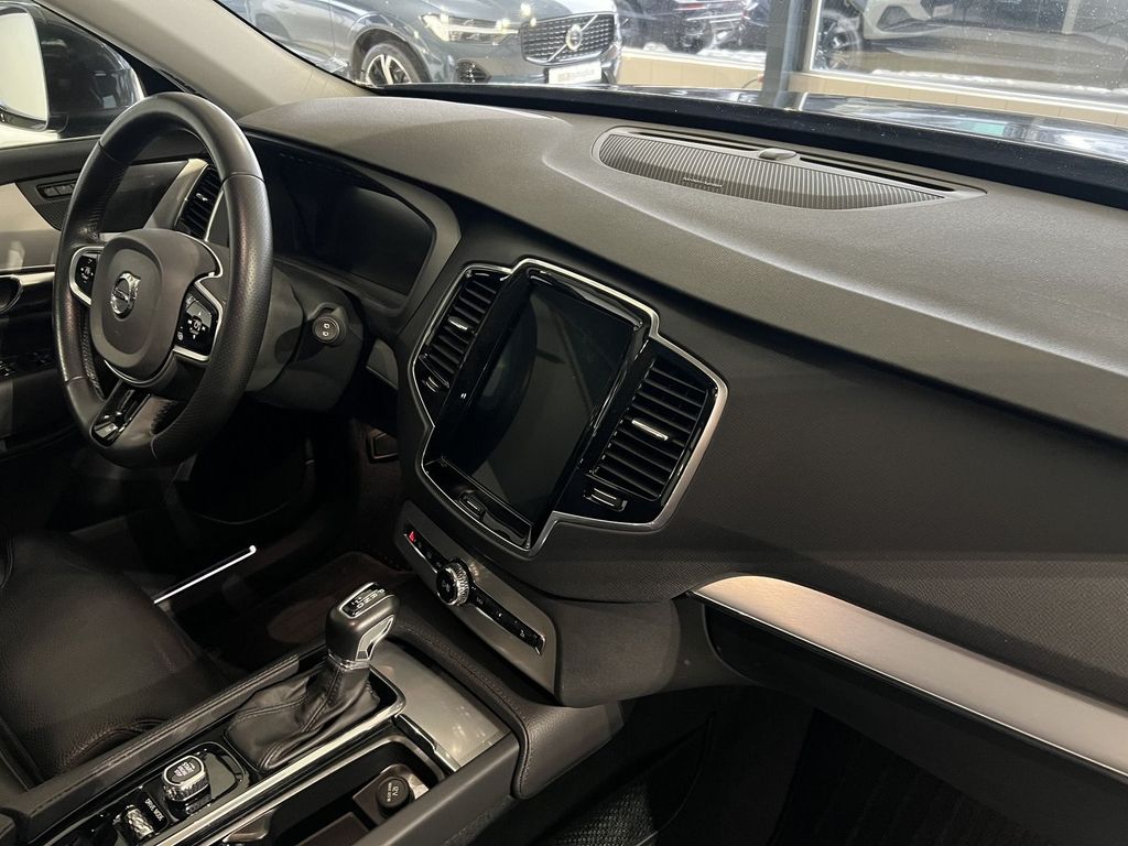 Volvo XC90 2019