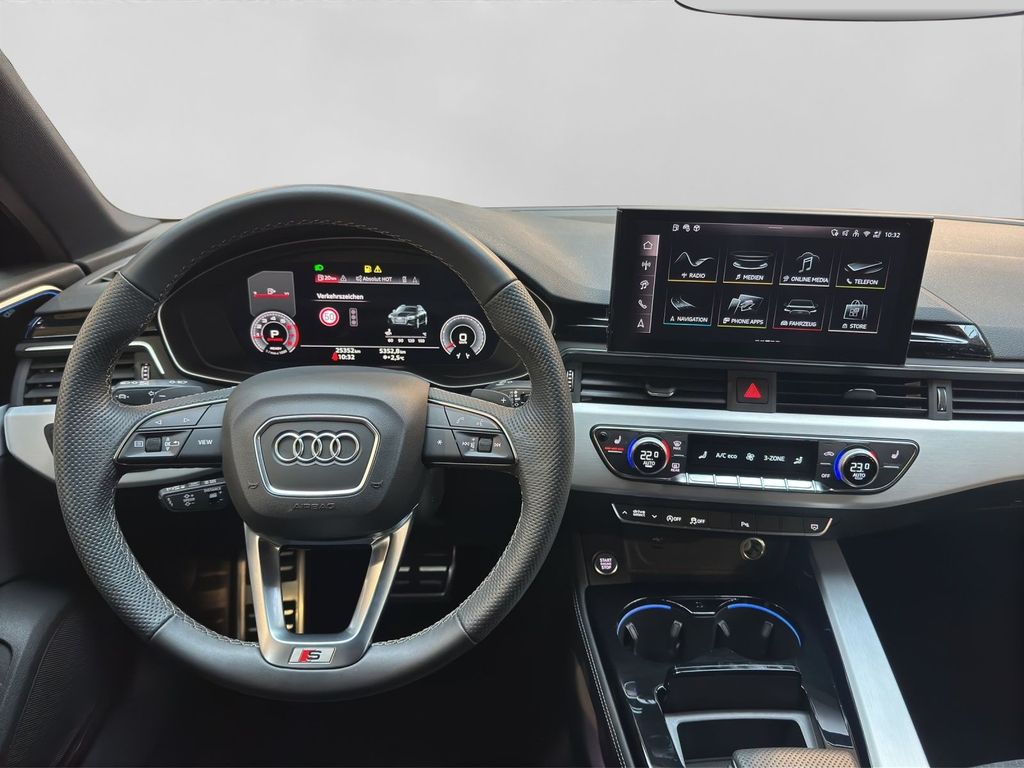 Audi A4 2025