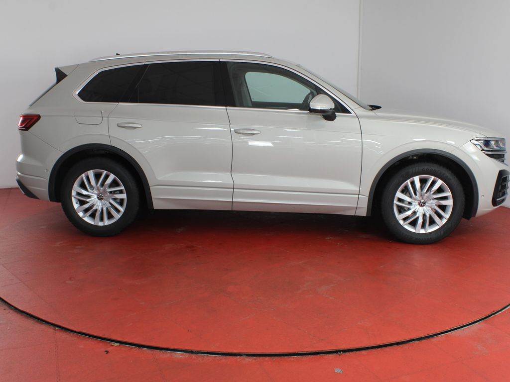 Volkswagen Touareg 2025