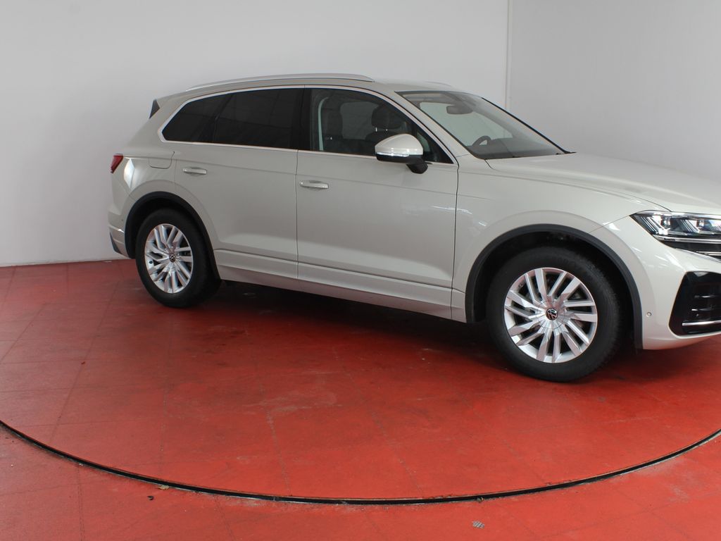 Volkswagen Touareg 2025