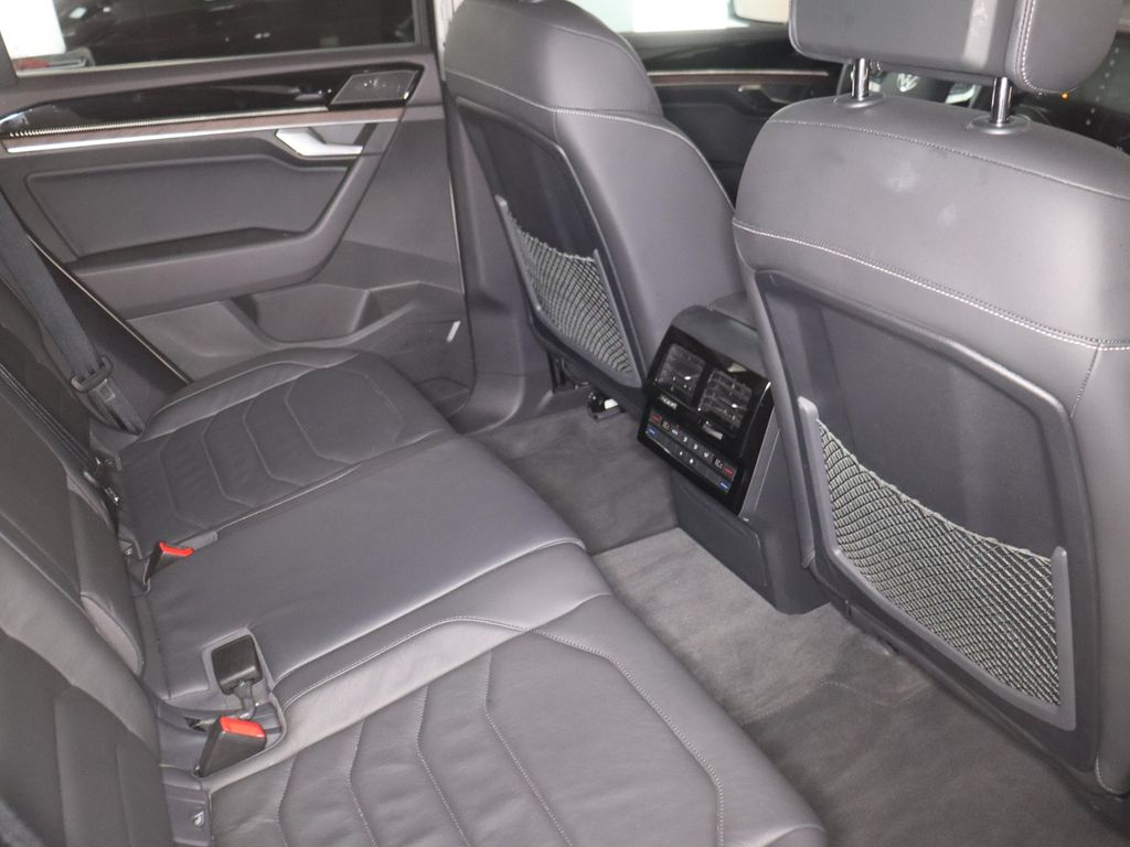 Volkswagen Touareg 2025