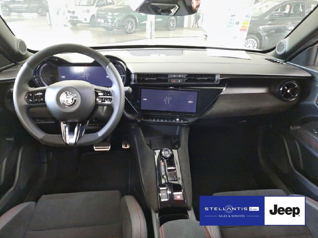 Alfa Romeo Junior 2025