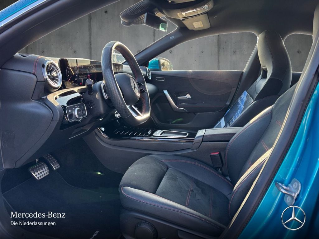 Mercedes-Benz CLA 200 2024