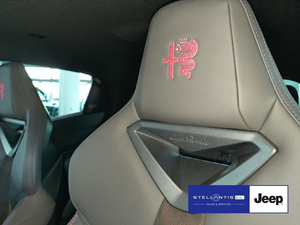 Alfa Romeo Junior 2025