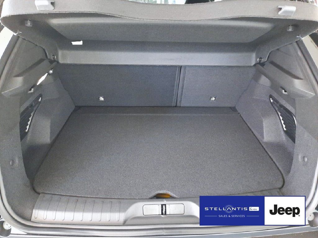 Alfa Romeo Junior 2025