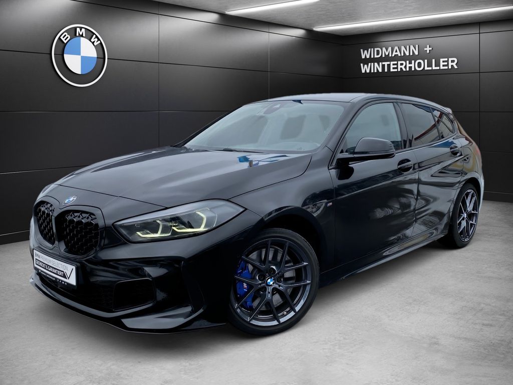 BMW M135 2021