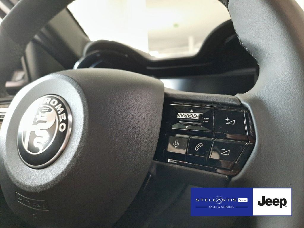 Alfa Romeo Junior 2025