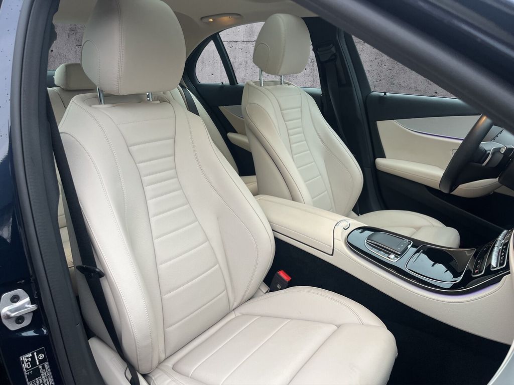 Mercedes-Benz E 300 2023