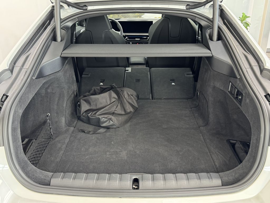 BMW i4 2025