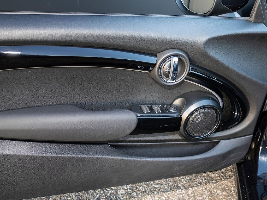 MINI John Cooper Works Cabrio 2022