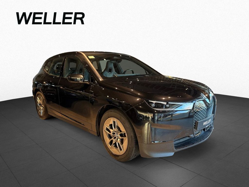 BMW iX 2022