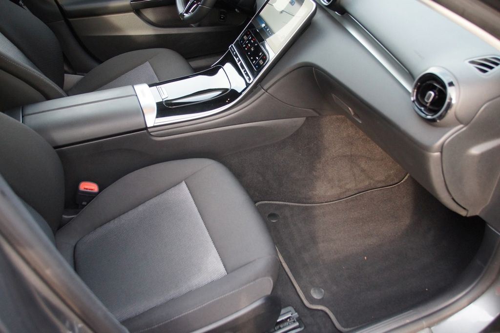 Mercedes-Benz C 200 2022