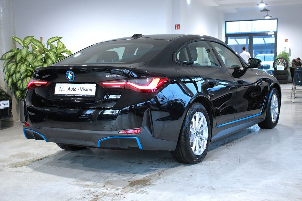 BMW i4 2023