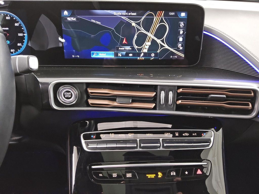 Mercedes-Benz EQC 2021