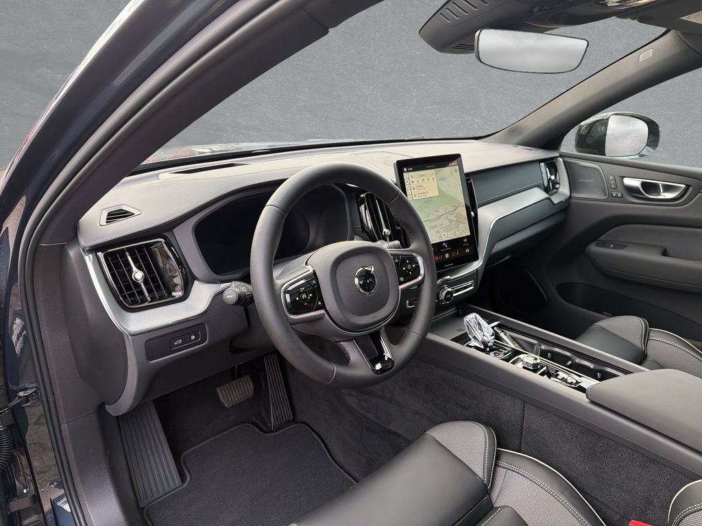 Volvo XC60 2025