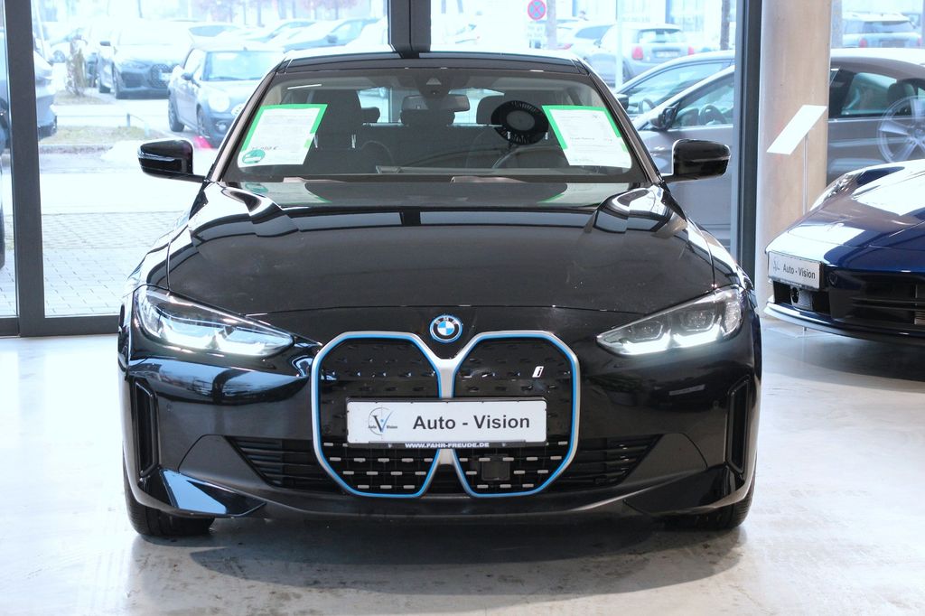 BMW i4 2023
