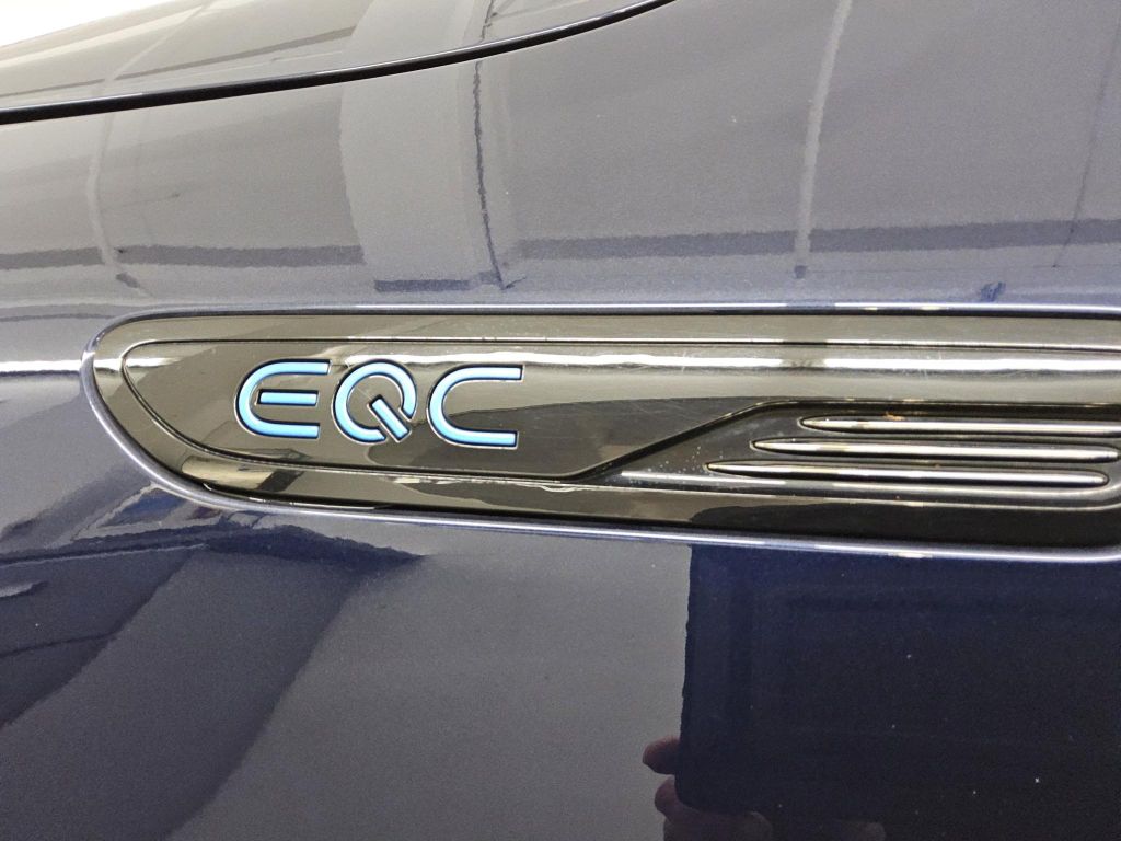 Mercedes-Benz EQC 2021