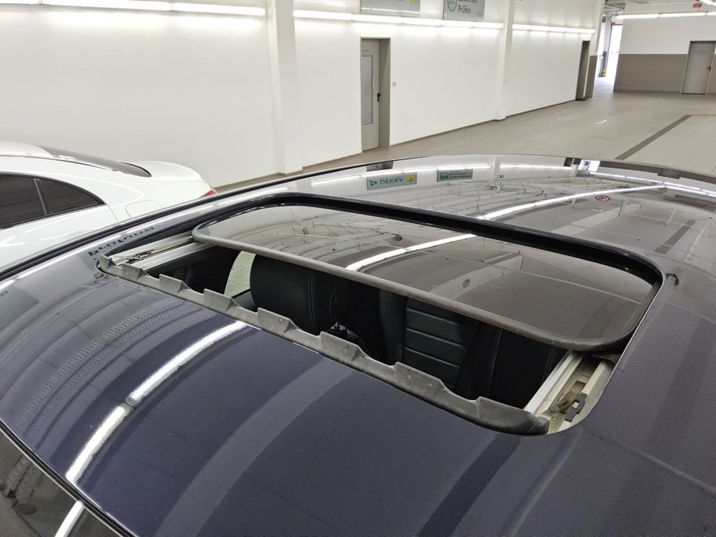 Mercedes-Benz EQC 2021