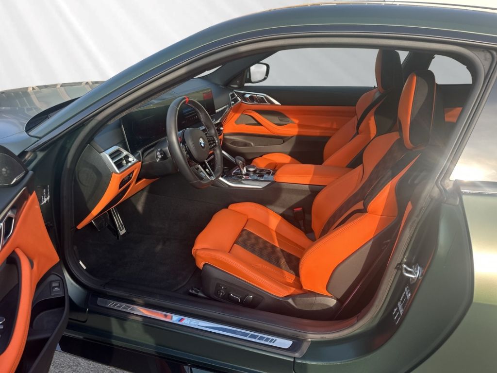 BMW M4 2025