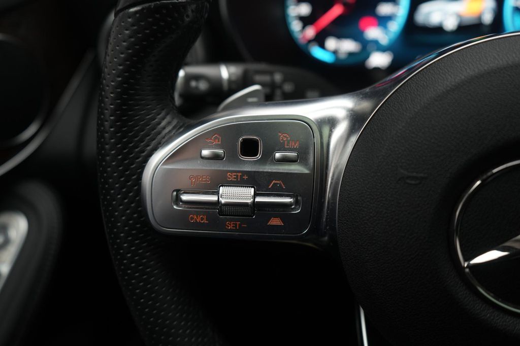 Mercedes-Benz GLC 300 2021