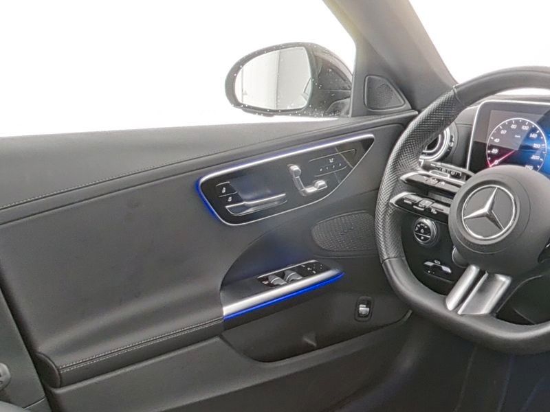 Mercedes-Benz C 300 2024